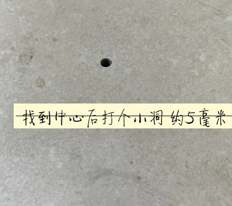 黄陵瓷砖空鼓维修公司专业解答在瓷砖铺贴过程中，如果砂料搅拌不均匀，将会带来以下问题